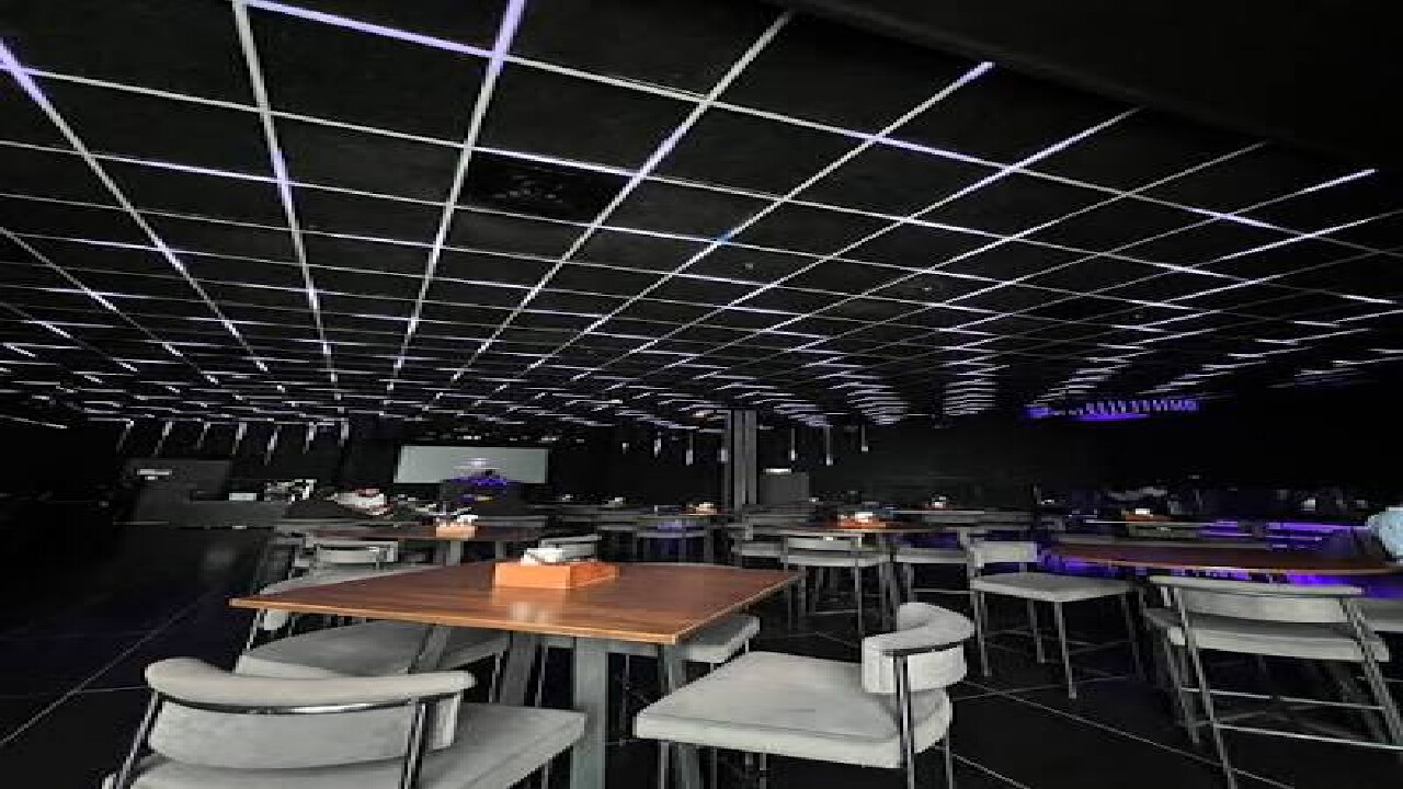 The Rabbit Hole Lounge Bar And Kitchen,